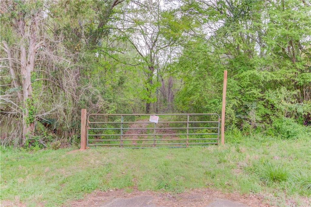 194 Highway 82 Jefferson, GA 30549 - Photo 7 of 25