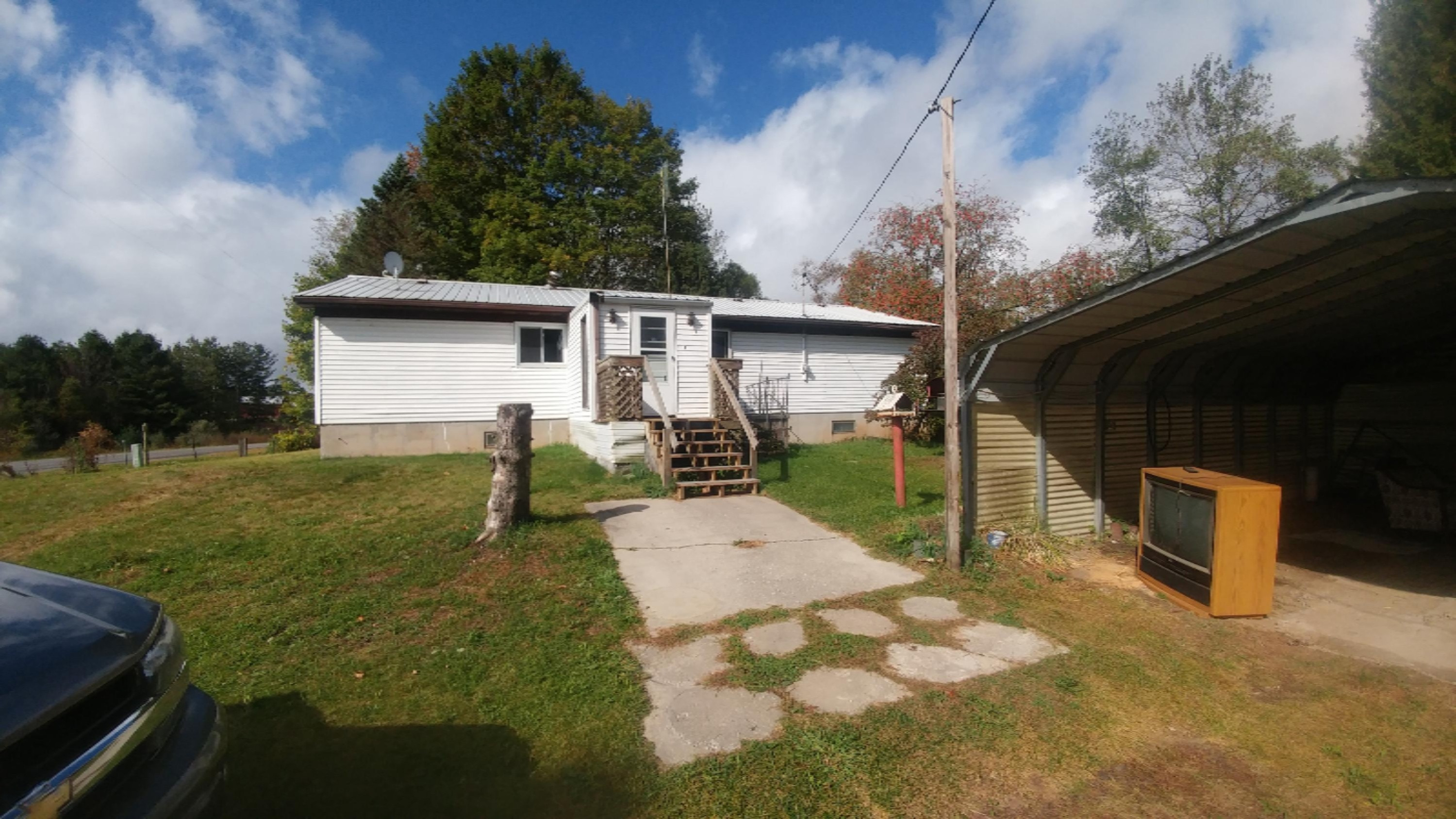 20742 2 Mile Road Reed City, MI 49677 - Photo 2 of 20 20171004_120430