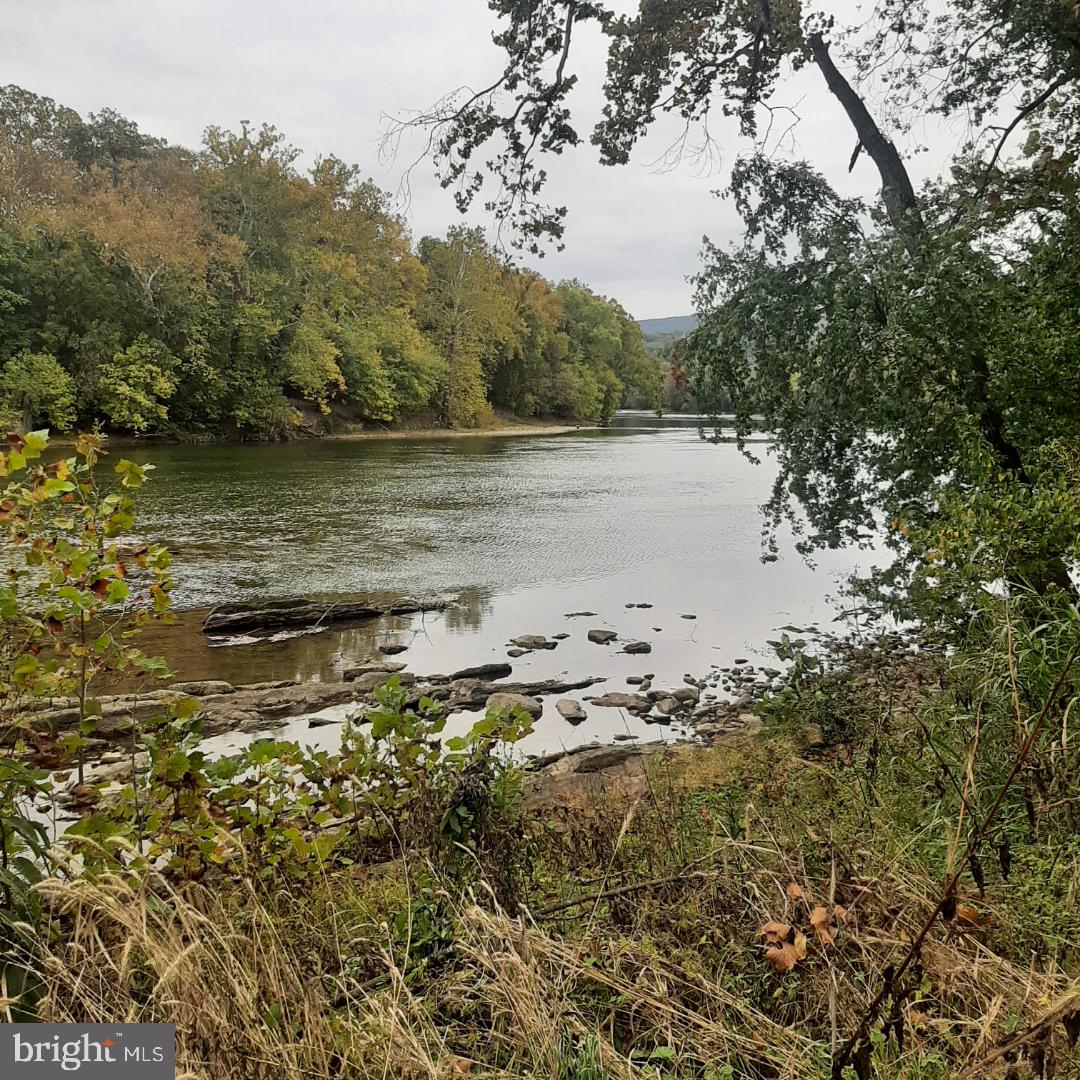 502 Dailey Road Charles Town, WV 25414 - Photo 4 of 18 River Views