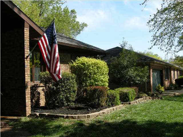5500 Spring Corner Road Newburgh, IN 47630 - Photo 2 of 18