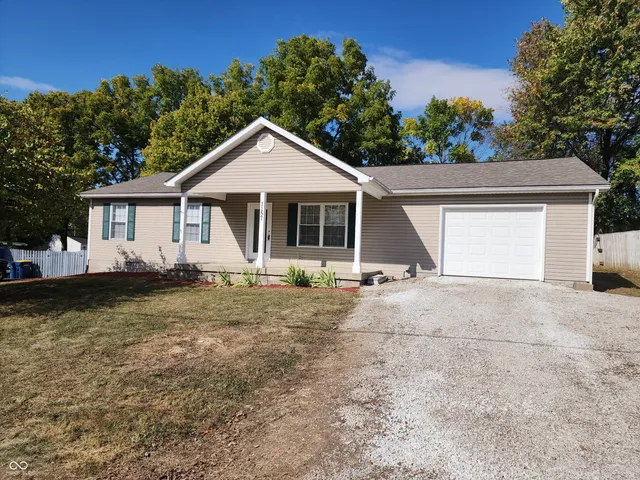 $215,000 | 1157 Avenue D Street, Greencastle, IN 46135