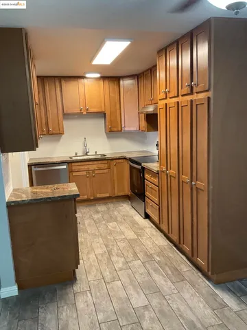 $2,995 | 223 East Trident Drive, Pittsburg, CA 94565