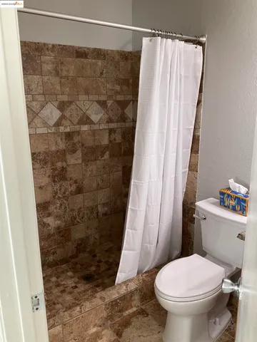 $2,995 | 223 East Trident Drive, Pittsburg, CA 94565