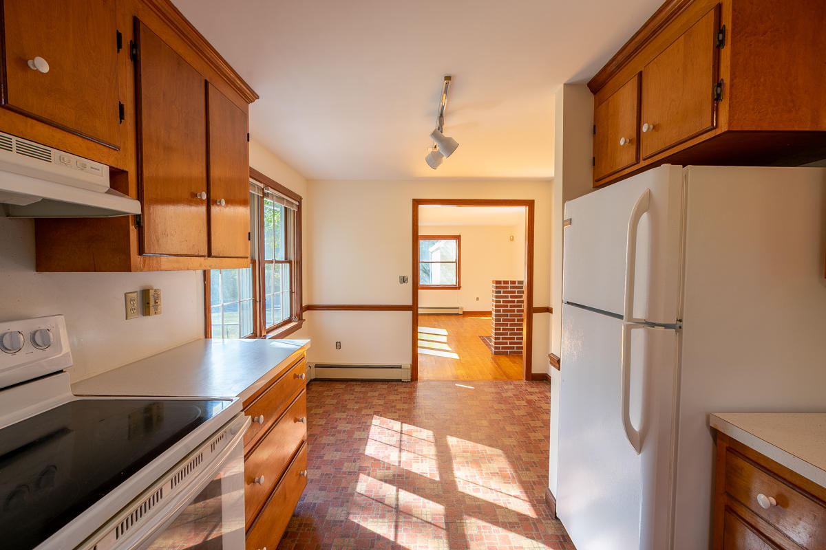 181 Woodbridge Road York, ME 03909 - Photo 5 of 16 Kitchen