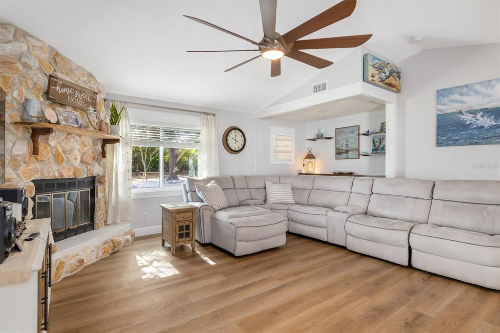10104 Rafferty Avenue Englewood, FL 34224 - Photo 9 of 48