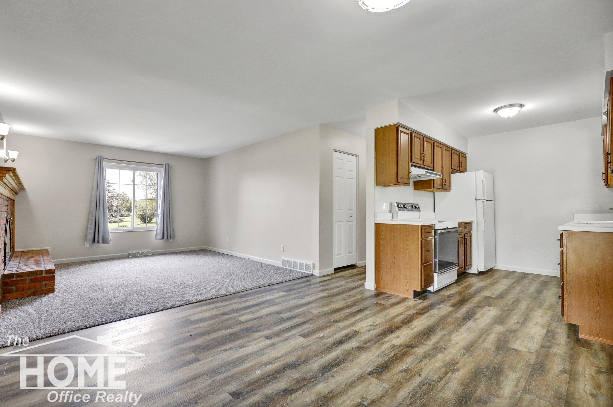 4629 South Durand Road Durand, MI 48429 - Photo 6 of 31 50142347-9257c505-e1ac-434c-a723-413a95be431a.JPG