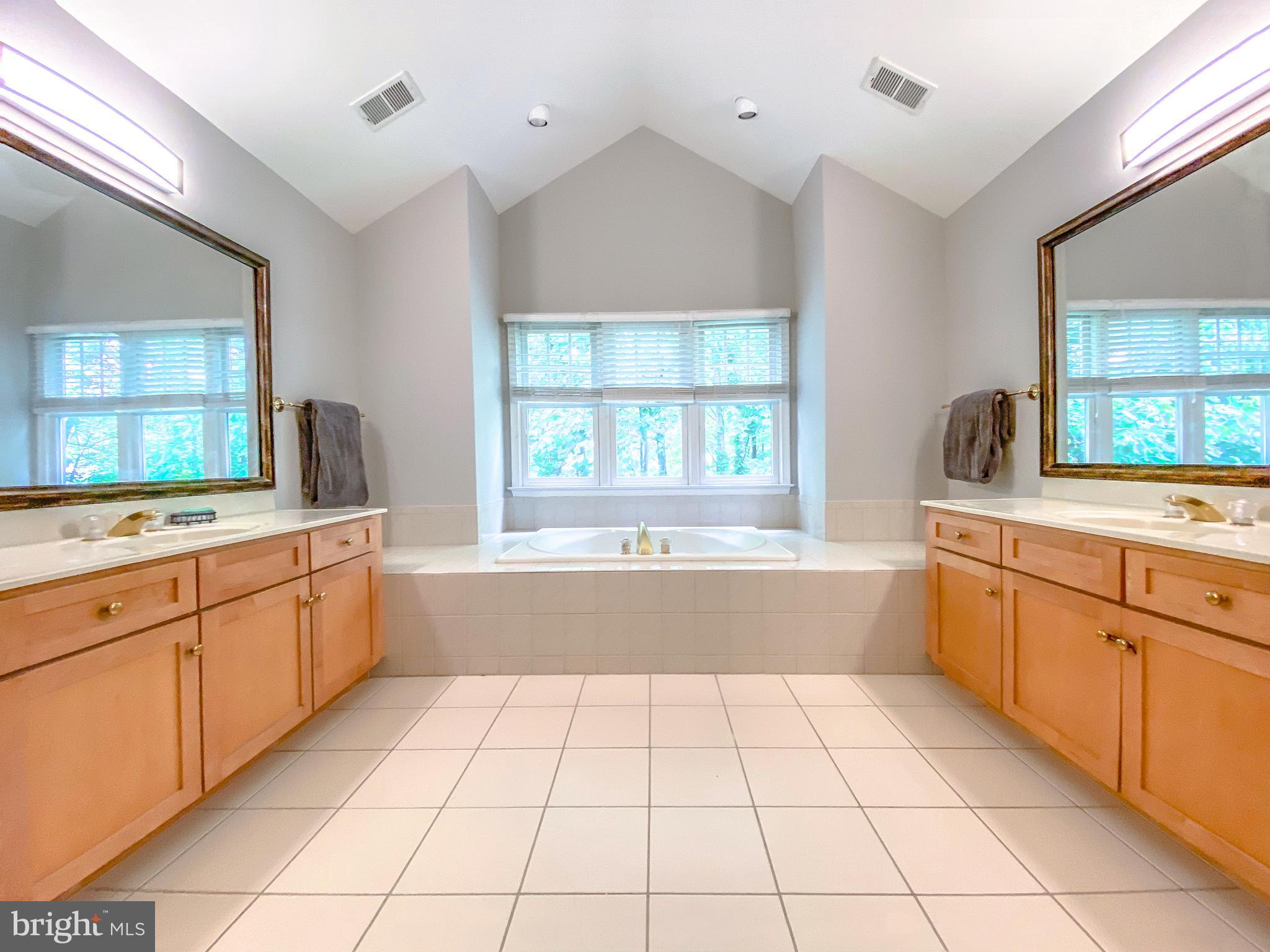 1310 Red Hawk Circle Reston, VA 20194 - Photo 14 of 25