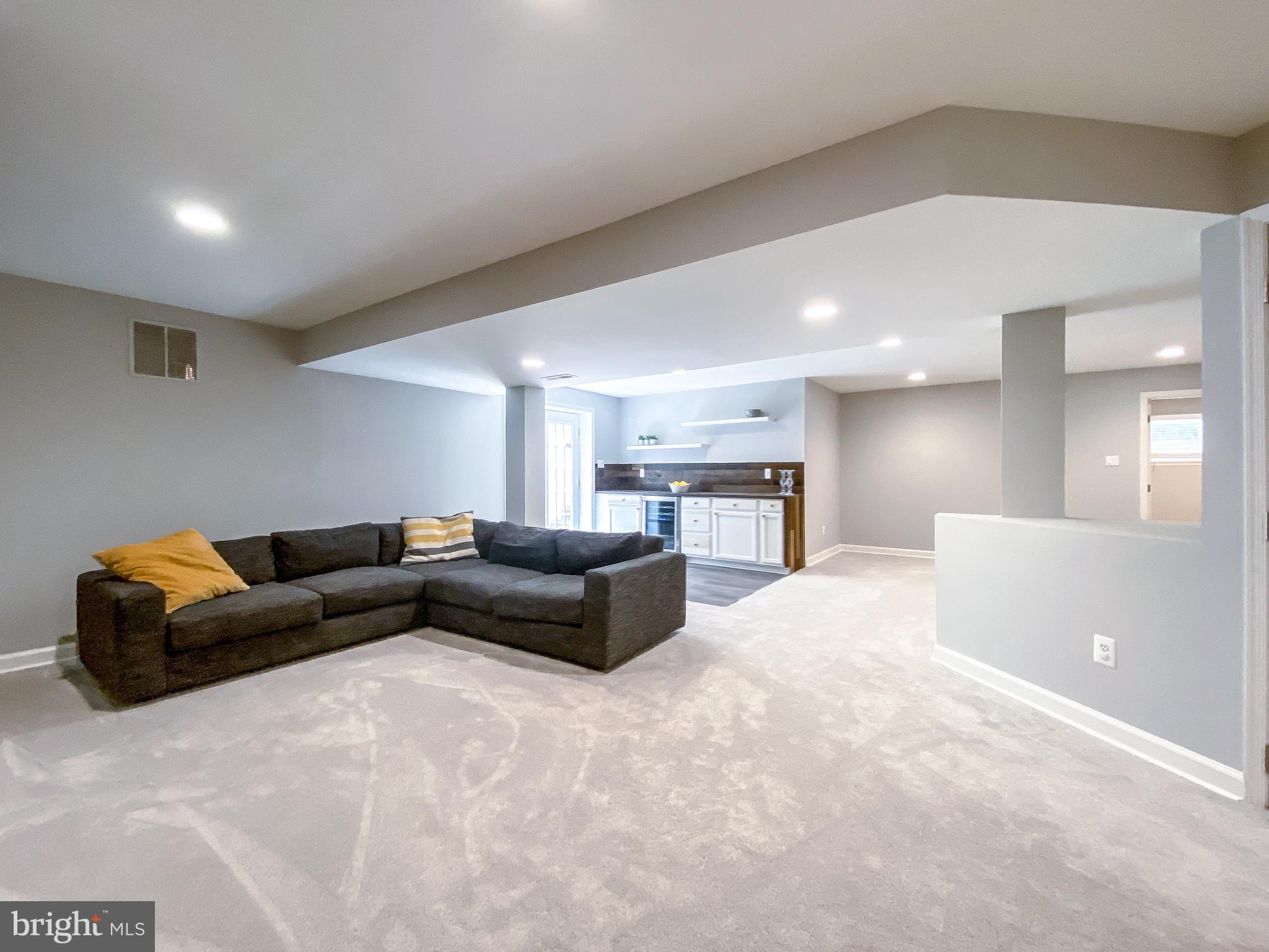 1310 Red Hawk Circle Reston, VA 20194 - Photo 17 of 25