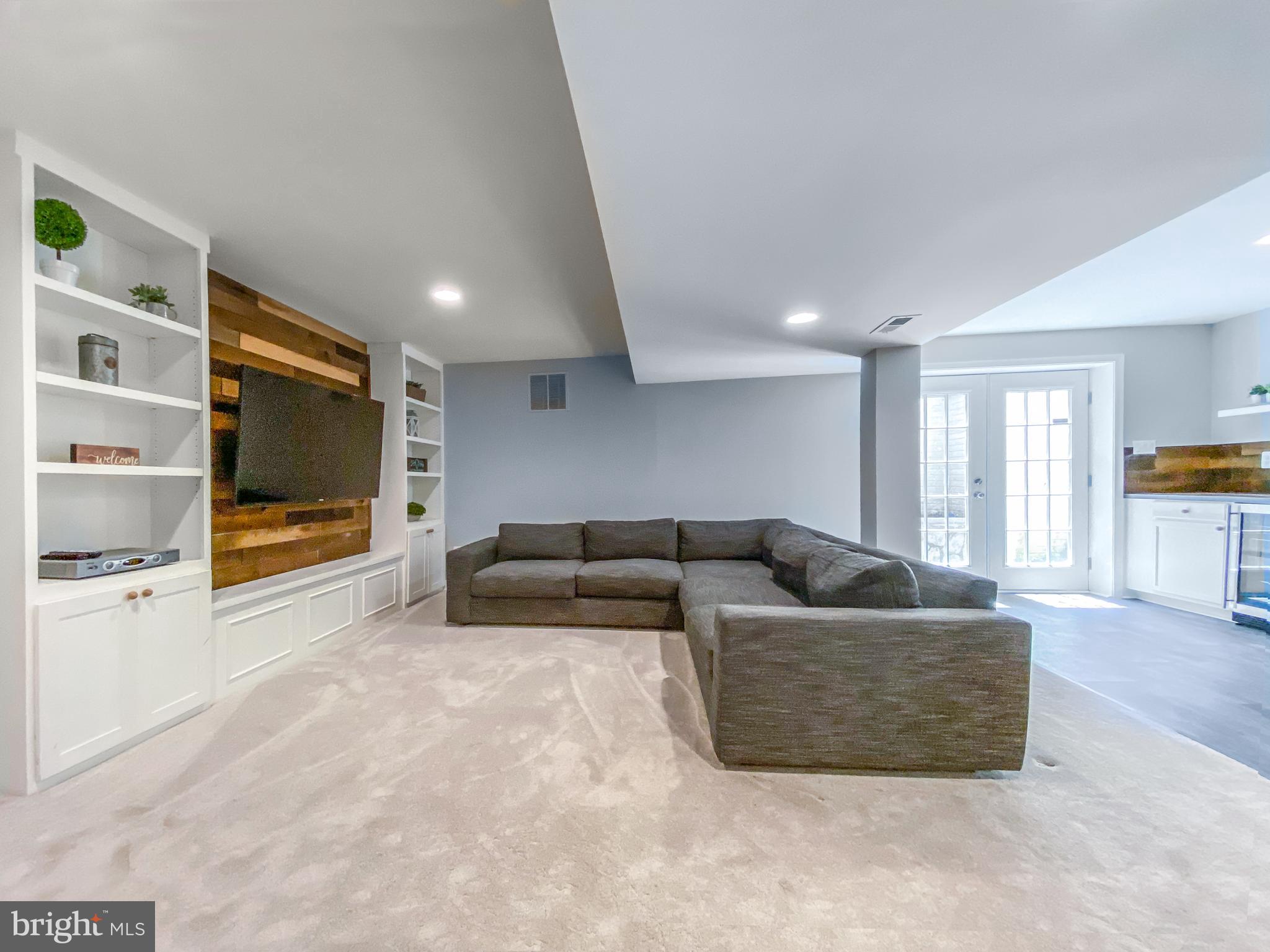 1310 Red Hawk Circle Reston, VA 20194 - Photo 18 of 25