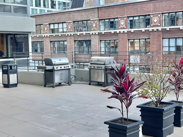 $2,500 | 440 North Wabash Avenue, Unit 1903, Chicago, IL 60611