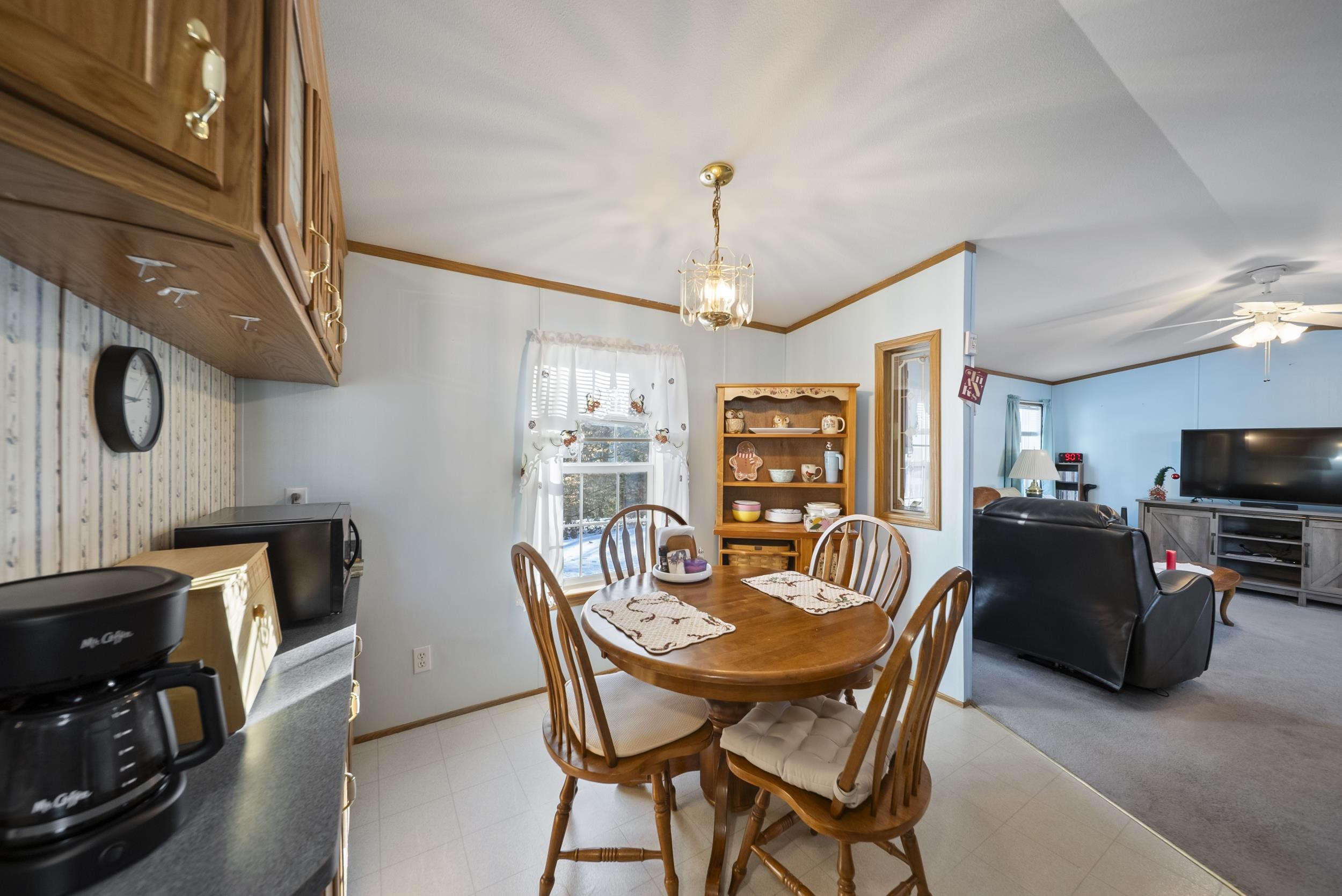 6 Adams Street Epsom, NH 03234 - Photo 10 of 31