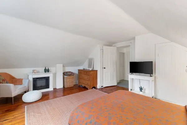 $465,000 | 21 Roundy Street, Beverly, MA 01915
