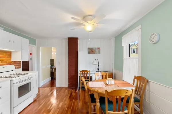 $465,000 | 21 Roundy Street, Beverly, MA 01915
