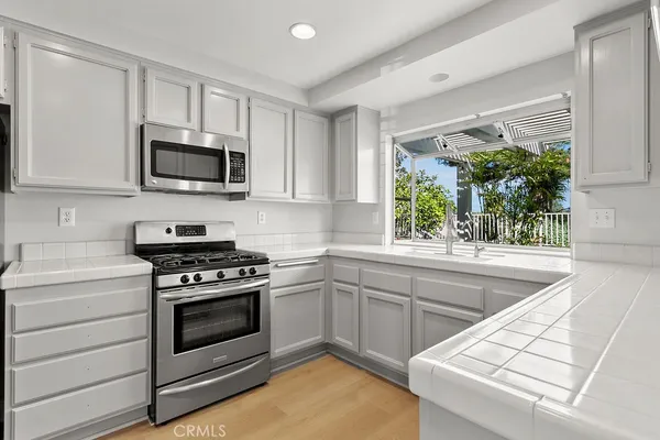 $4,650 | 20 Coralwind, Aliso Viejo, CA 92656