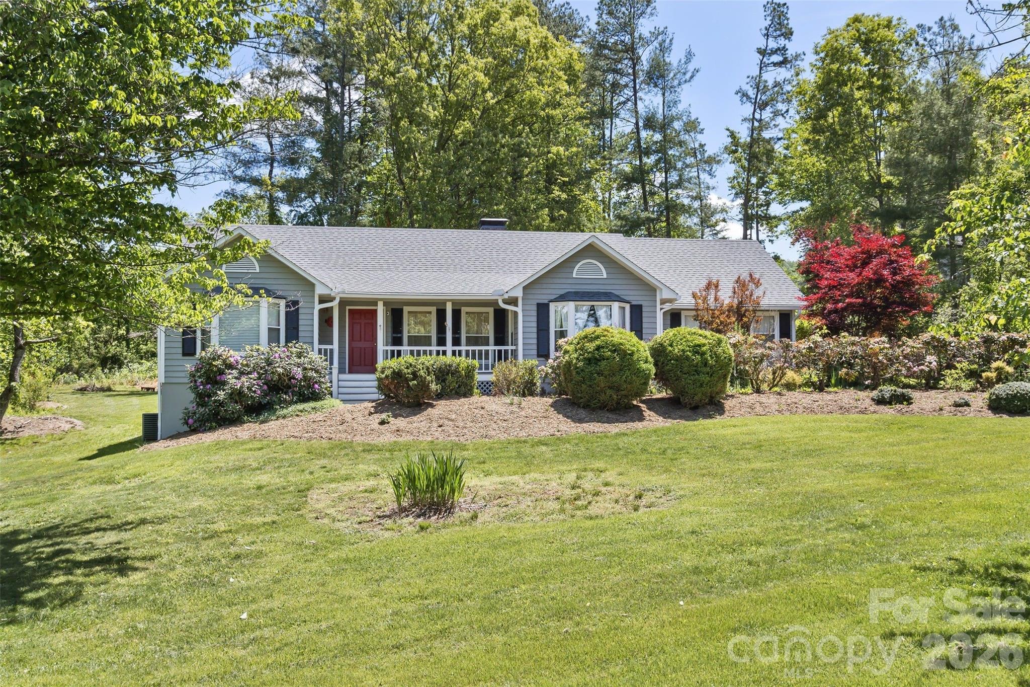 10 Applecross Road Weaverville, NC 28787 - Photo 3 of 37 Gallery Image 3