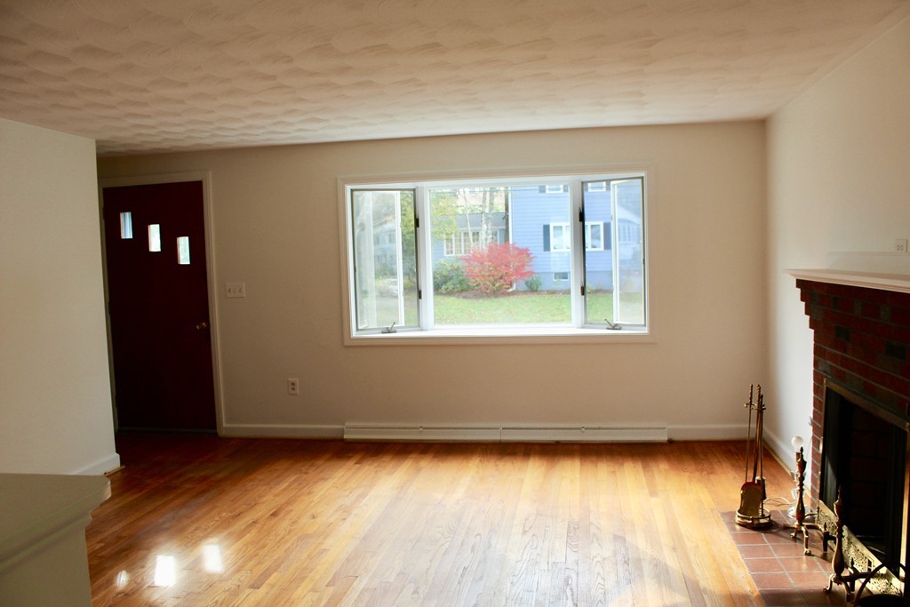 54 Selwyn Road Braintree, MA 02184 - Photo 13 of 28 Gallery Image 13