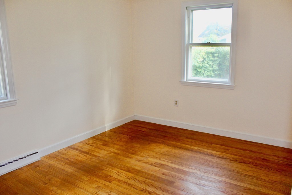 54 Selwyn Road Braintree, MA 02184 - Photo 21 of 28 Gallery Image 21