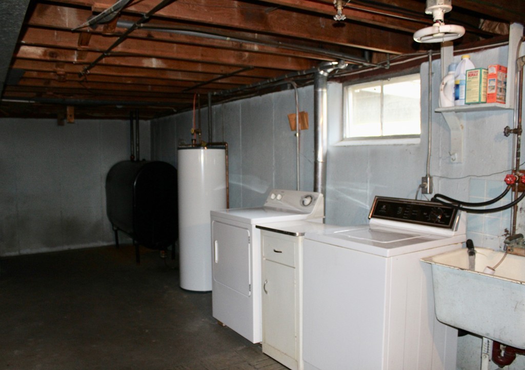 54 Selwyn Road Braintree, MA 02184 - Photo 27 of 28 Gallery Image 27