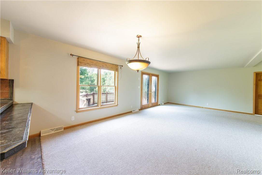 10547 North Territorial Road Dexter, MI 48130 - Photo 8 of 45 N Territorial_10547_DiningRoom_04.jpg