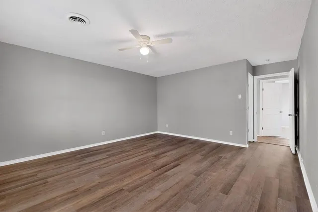 $2,000 | 6805 Newcastle Place, North Richland Hills, TX 76182