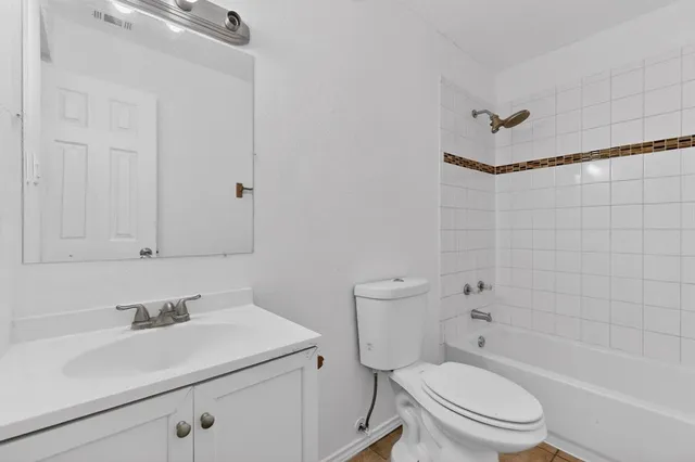 $2,000 | 6805 Newcastle Place, North Richland Hills, TX 76182