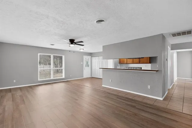 $2,000 | 6805 Newcastle Place, North Richland Hills, TX 76182