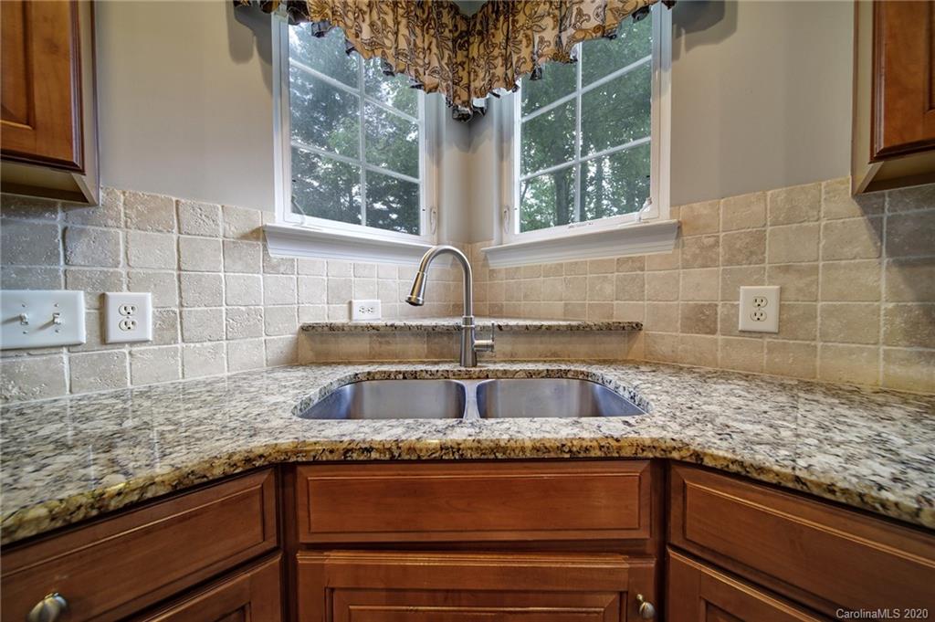 340 Fischer Road Fort Mill, SC 29715 - Photo 9 of 45