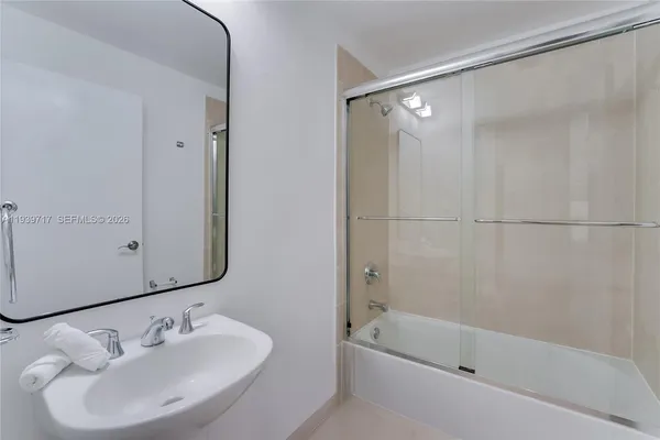 $5,000 | 3340 Northeast 190th Street, Unit 1102, Aventura, FL 33180