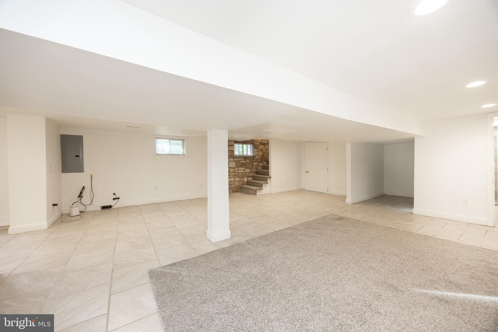 103 Valley View Road Phoenixville, PA 19460 - Photo 31 of 38 an empty room with a natural light