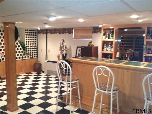 2013 Lisa Lane Schenectady, NY 12303 - Photo 14 of 24 Photo 14