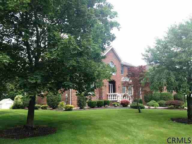 2013 Lisa Lane Schenectady, NY 12303 - Photo 15 of 24 Photo 15