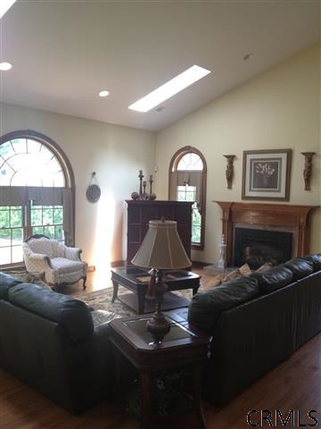 2013 Lisa Lane Schenectady, NY 12303 - Photo 4 of 24 Photo 4