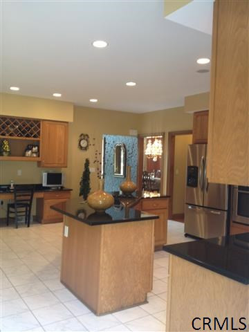 2013 Lisa Lane Schenectady, NY 12303 - Photo 5 of 24 Photo 5