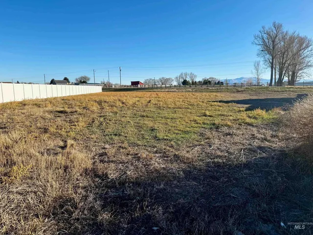 $79,000 | Tbd West Clark Street, Paul, ID 83347