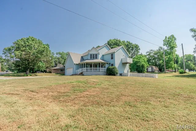 $399,900 | 218 South King Street, Lebanon, MO 65536