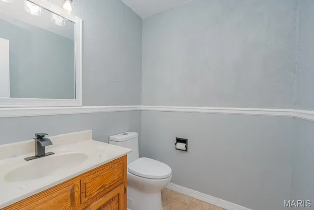 $399,900 | 218 South King Street, Lebanon, MO 65536