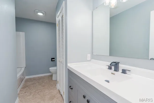 $399,900 | 218 South King Street, Lebanon, MO 65536