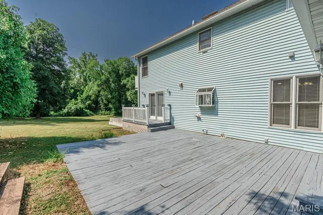 $399,900 | 218 South King Street, Lebanon, MO 65536