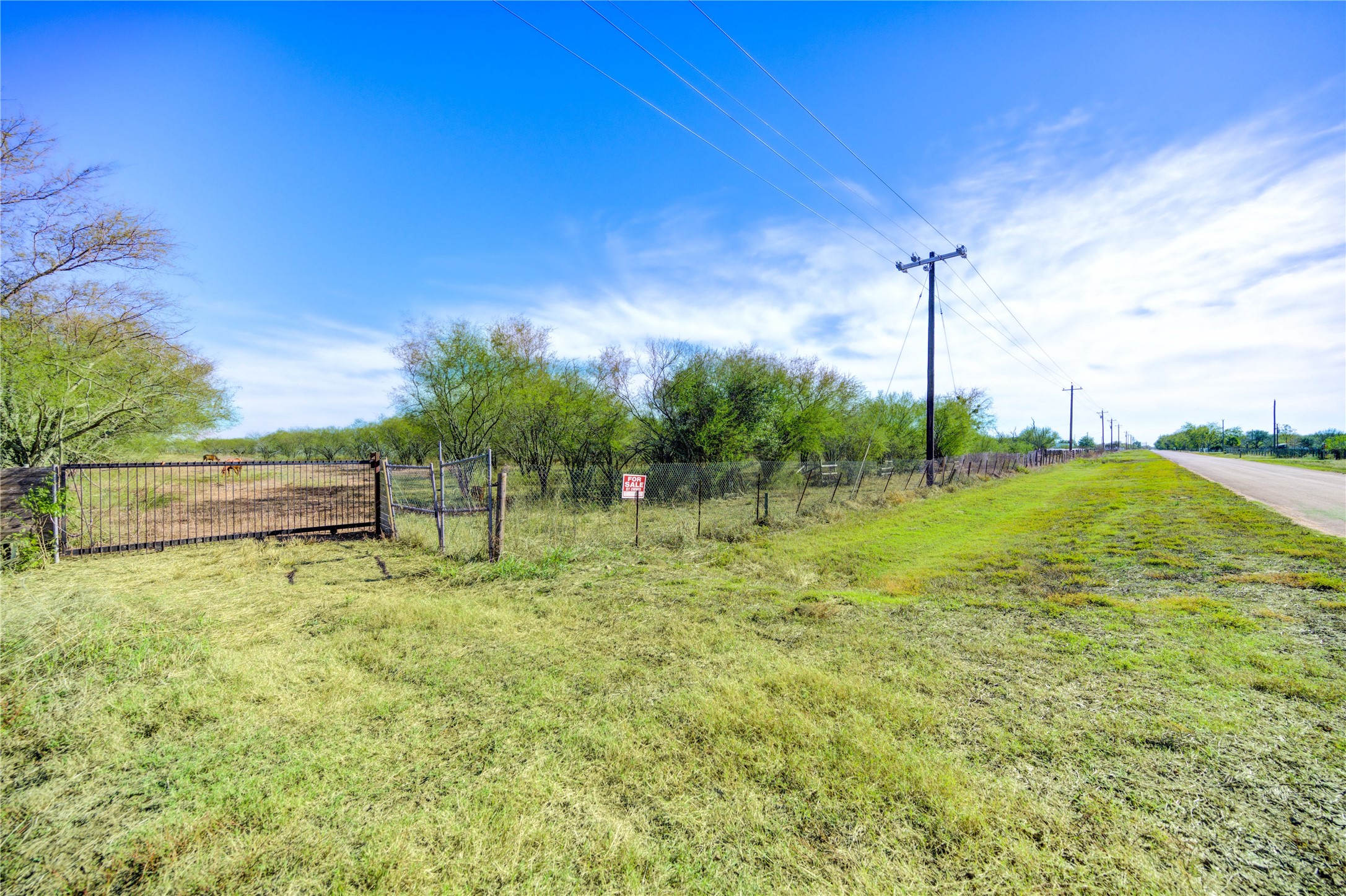 10742-10828 Kerr Road Hempstead, TX 77445 - Photo 10 of 12 a garden view