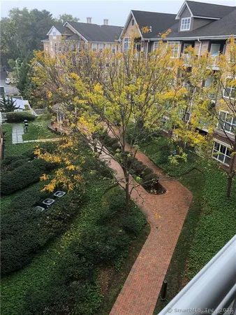 $4,600 | 35 West Broad Street, Unit 412, Stamford, CT 06902