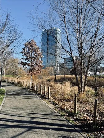 $4,600 | 35 West Broad Street, Unit 412, Stamford, CT 06902