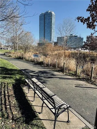 $4,600 | 35 West Broad Street, Unit 412, Stamford, CT 06902