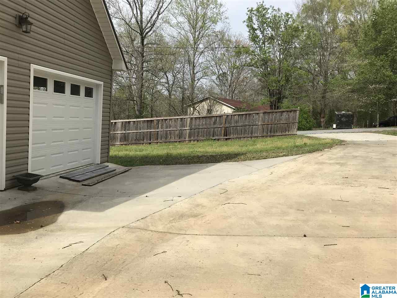 582 Valley Trail Warrior, AL 35180 - Photo 25 of 27