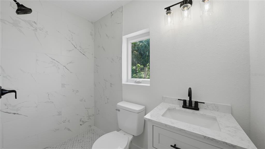 561 Yale Road Venice, FL 34293 - Photo 12 of 23