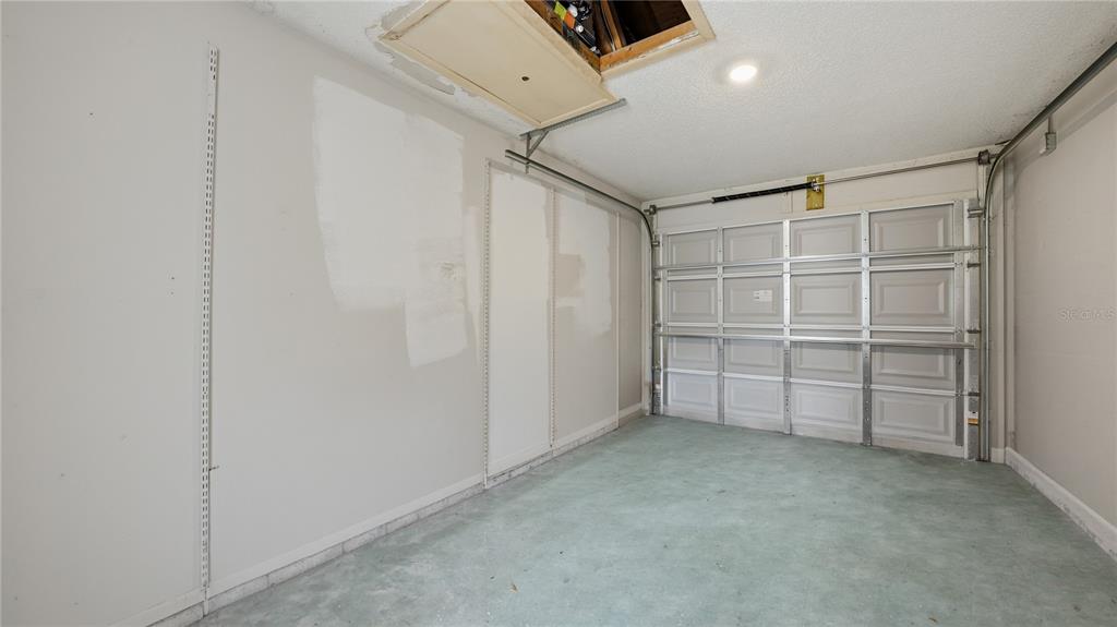 561 Yale Road Venice, FL 34293 - Photo 15 of 23