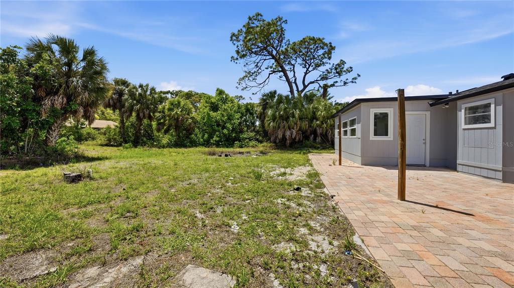 561 Yale Road Venice, FL 34293 - Photo 18 of 23