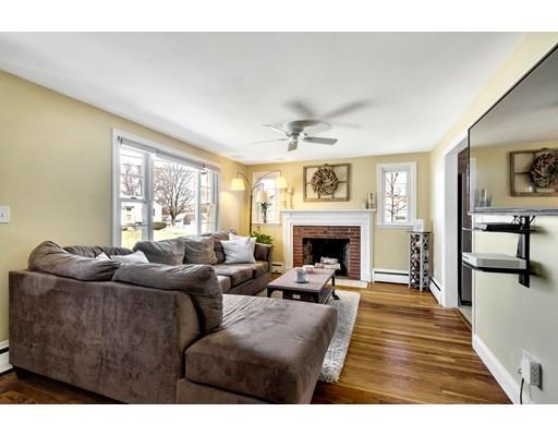 16 Apple Tree Road Tewksbury, MA 01876 - Photo 7 of 24 Gallery Image 7