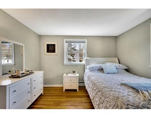 16 Apple Tree Road Tewksbury, MA 01876 - Photo 9 of 24 Gallery Image 9