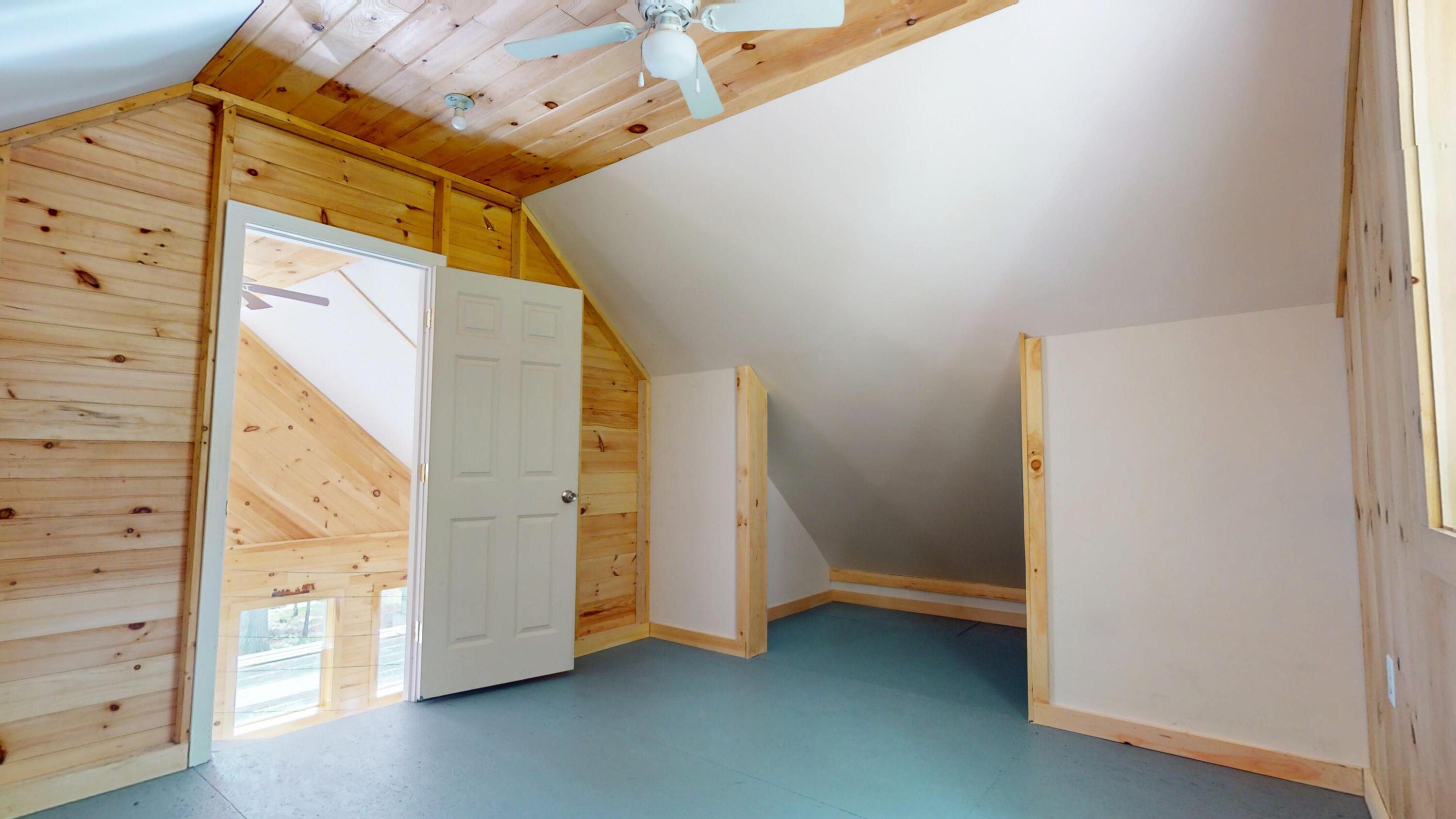 121 Loop Road Lincoln, ME 04457 - Photo 23 of 35 121-Loop-rd-05312025_085421