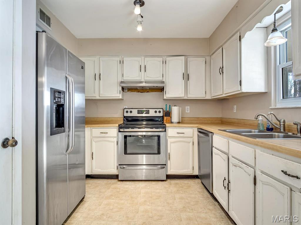 9024 Range Drive New Athens, IL 62264 - Photo 15 of 24